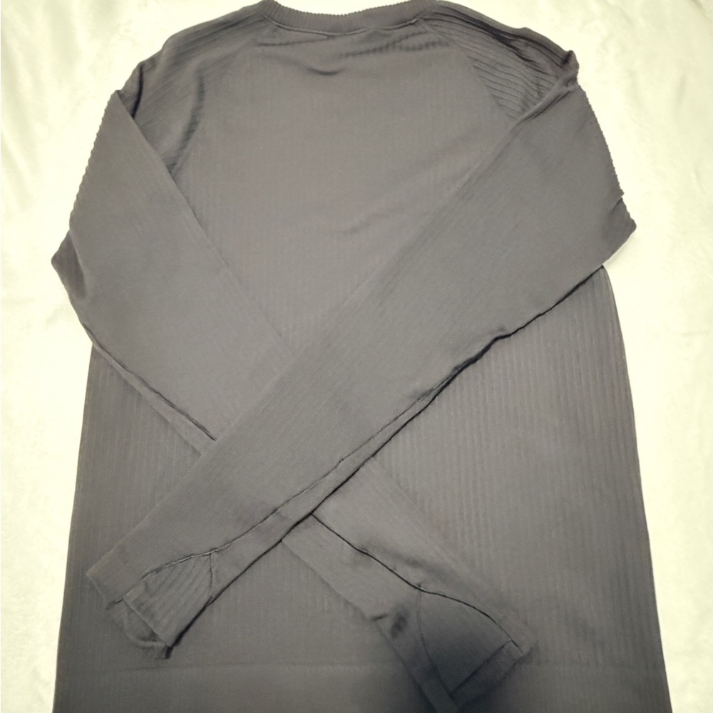 lululemon athletica Restless Pullover black size 10 EUC Long Sleeve Top